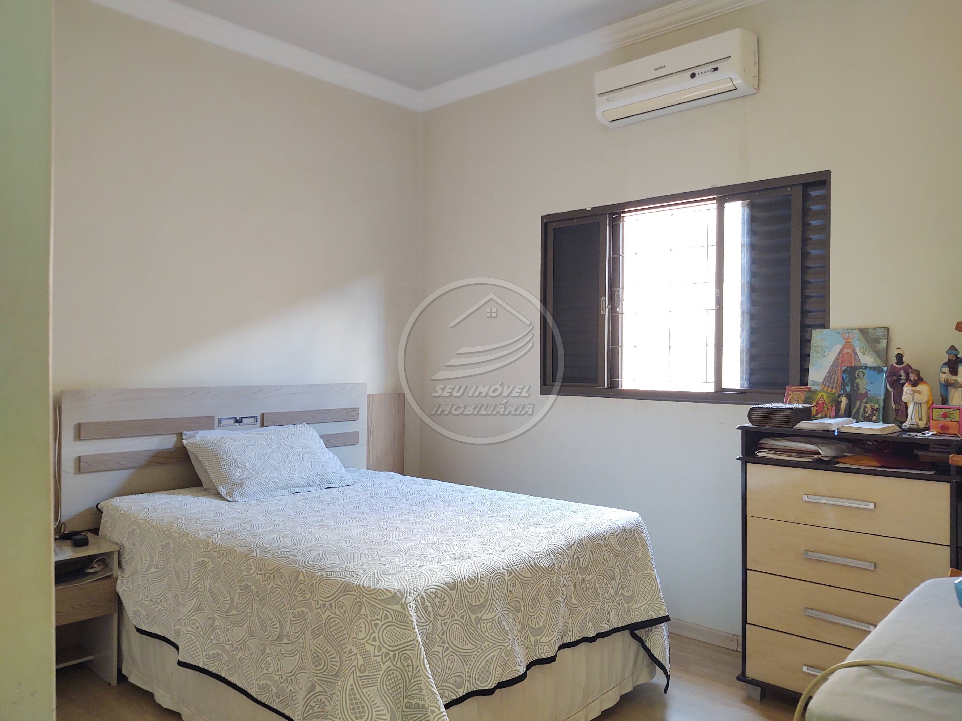 Casa à venda em Uberaba-MG | Cidade Nova | 3 quartos | 1 suíte com closet | R$ 700 mil