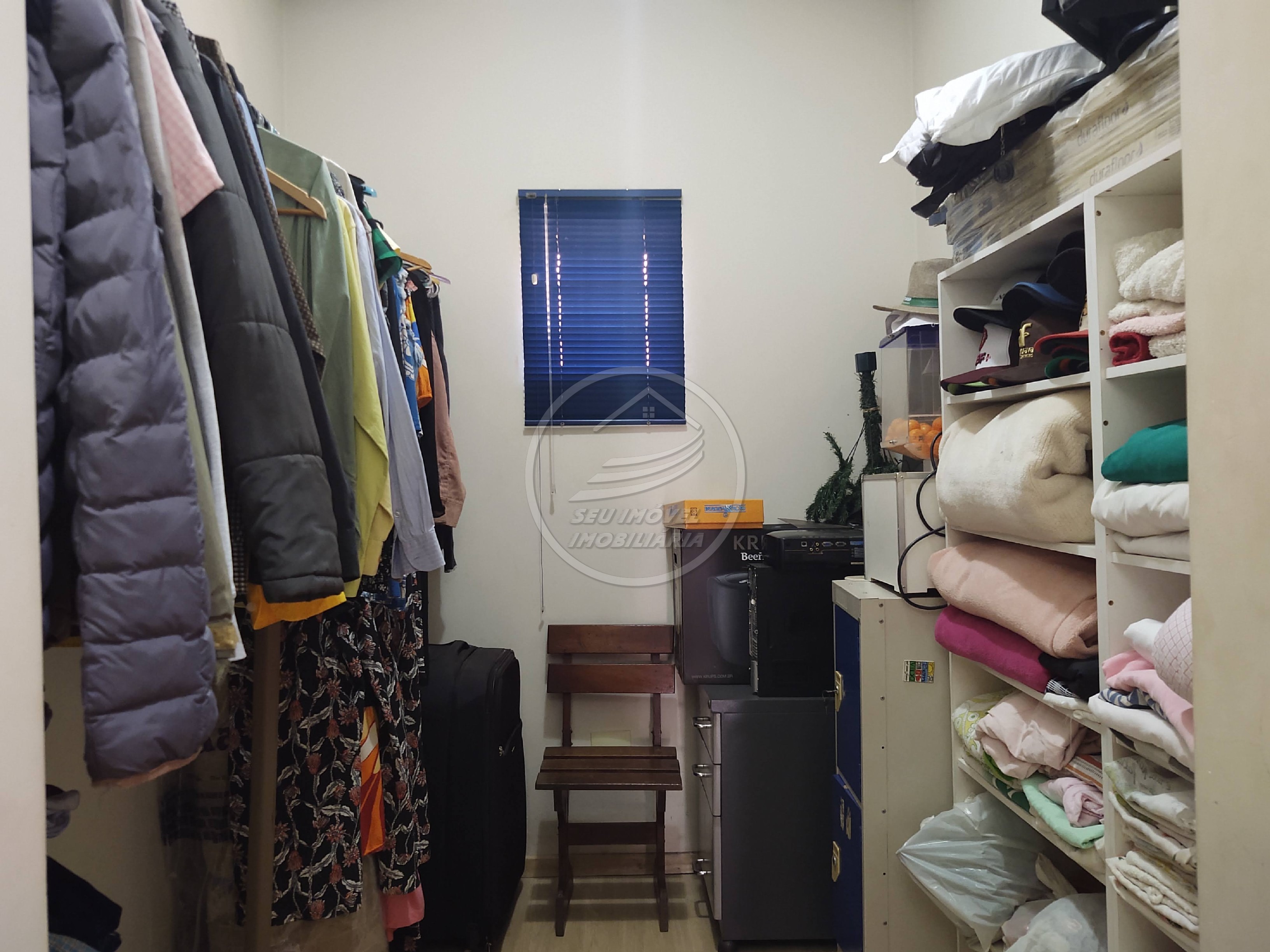 Casa à venda em Uberaba-MG | Cidade Nova | 3 quartos | 1 suíte com closet | R$ 700 mil