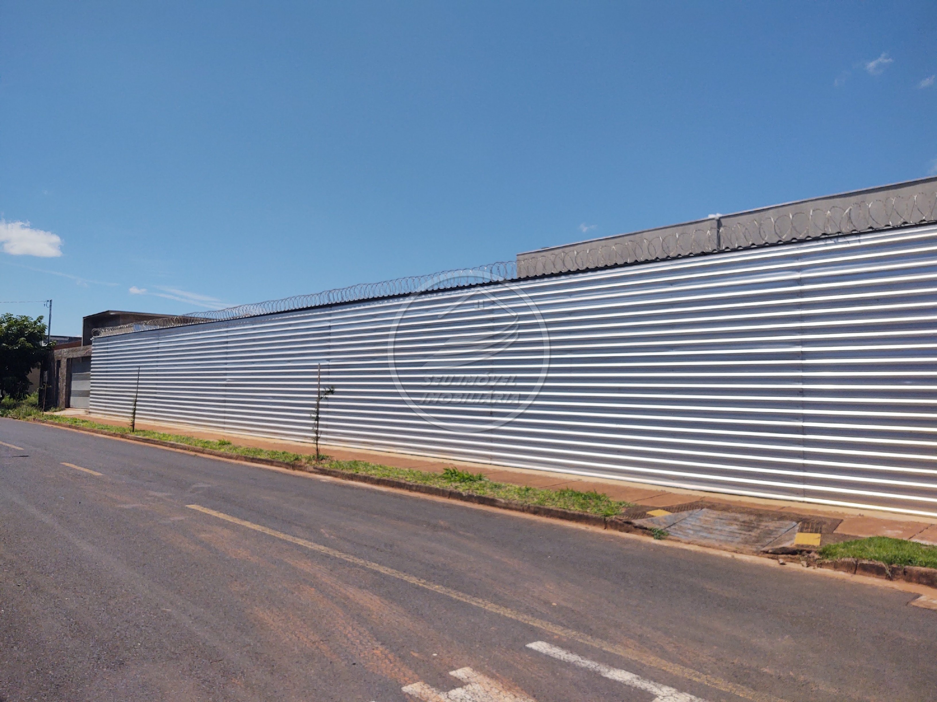 Terreno Comercial à Venda em Uberaba-MG - Parque das Laranjeiras  467 m² de Área