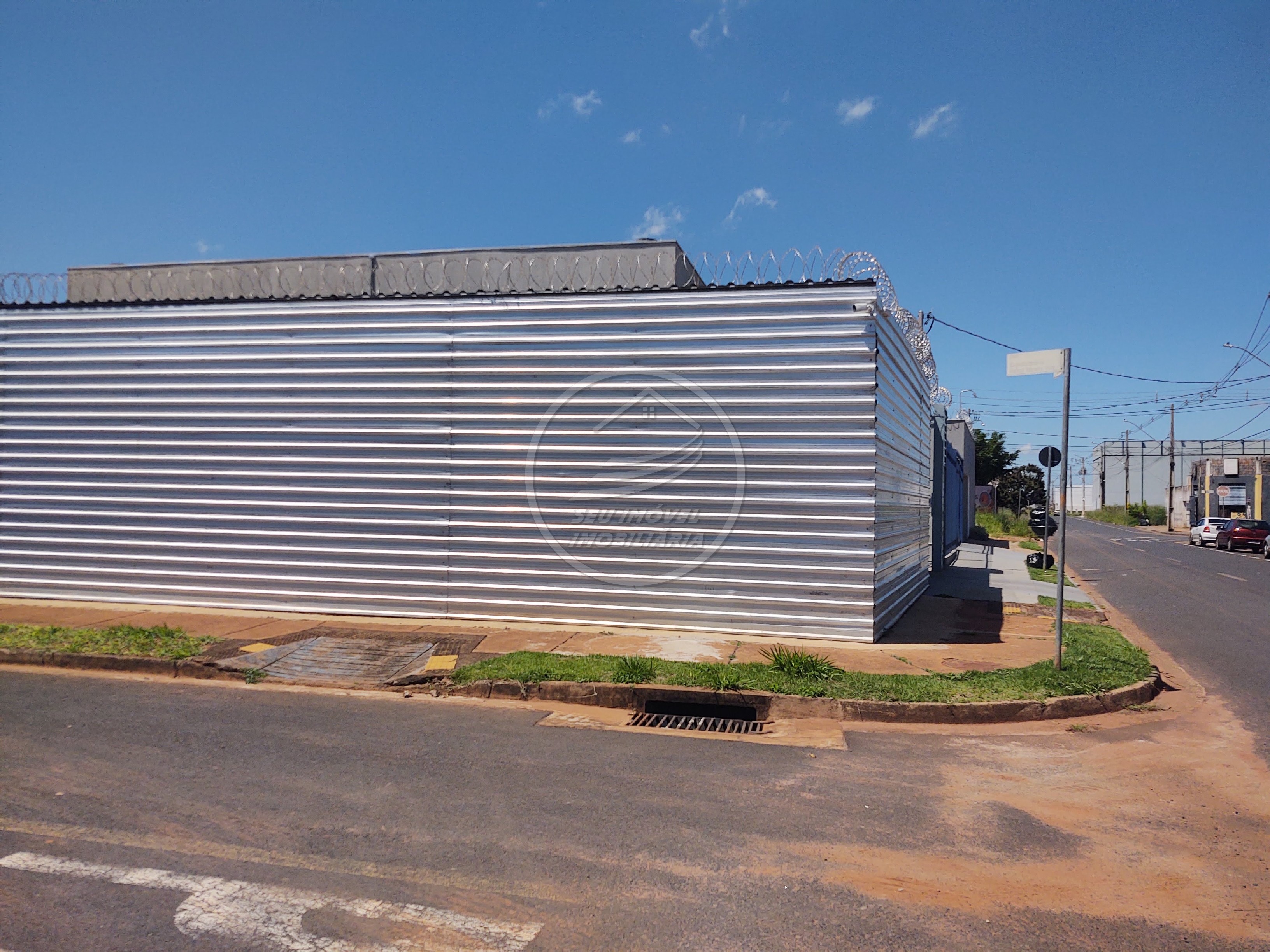 Terreno Comercial à Venda em Uberaba-MG - Parque das Laranjeiras  467 m² de Área
