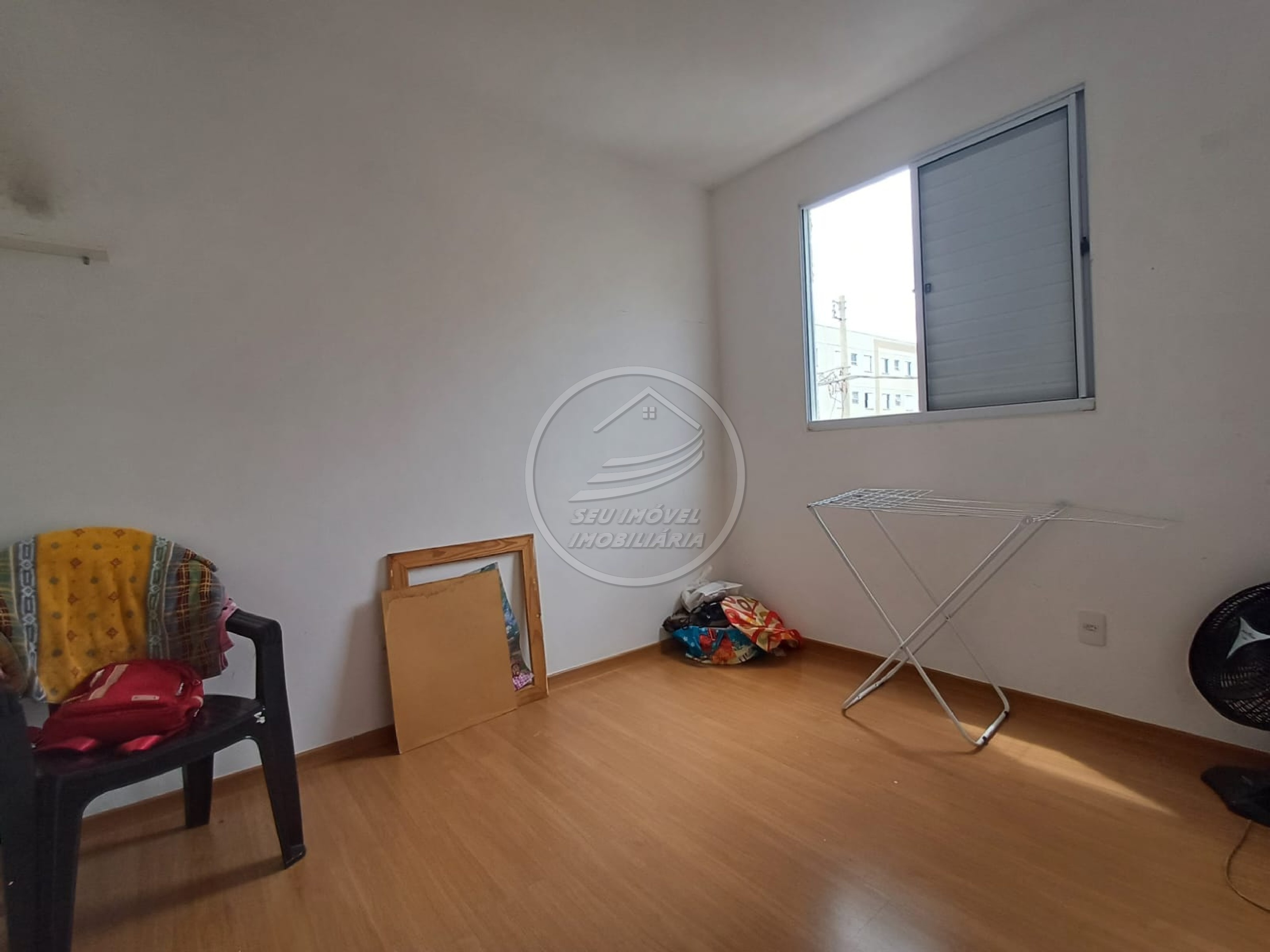 Apartamento à venda em Uberaba/MG, na Região do Boa Vista, 2 quartos, 1 vaga de garagem, R$ 170 mil.