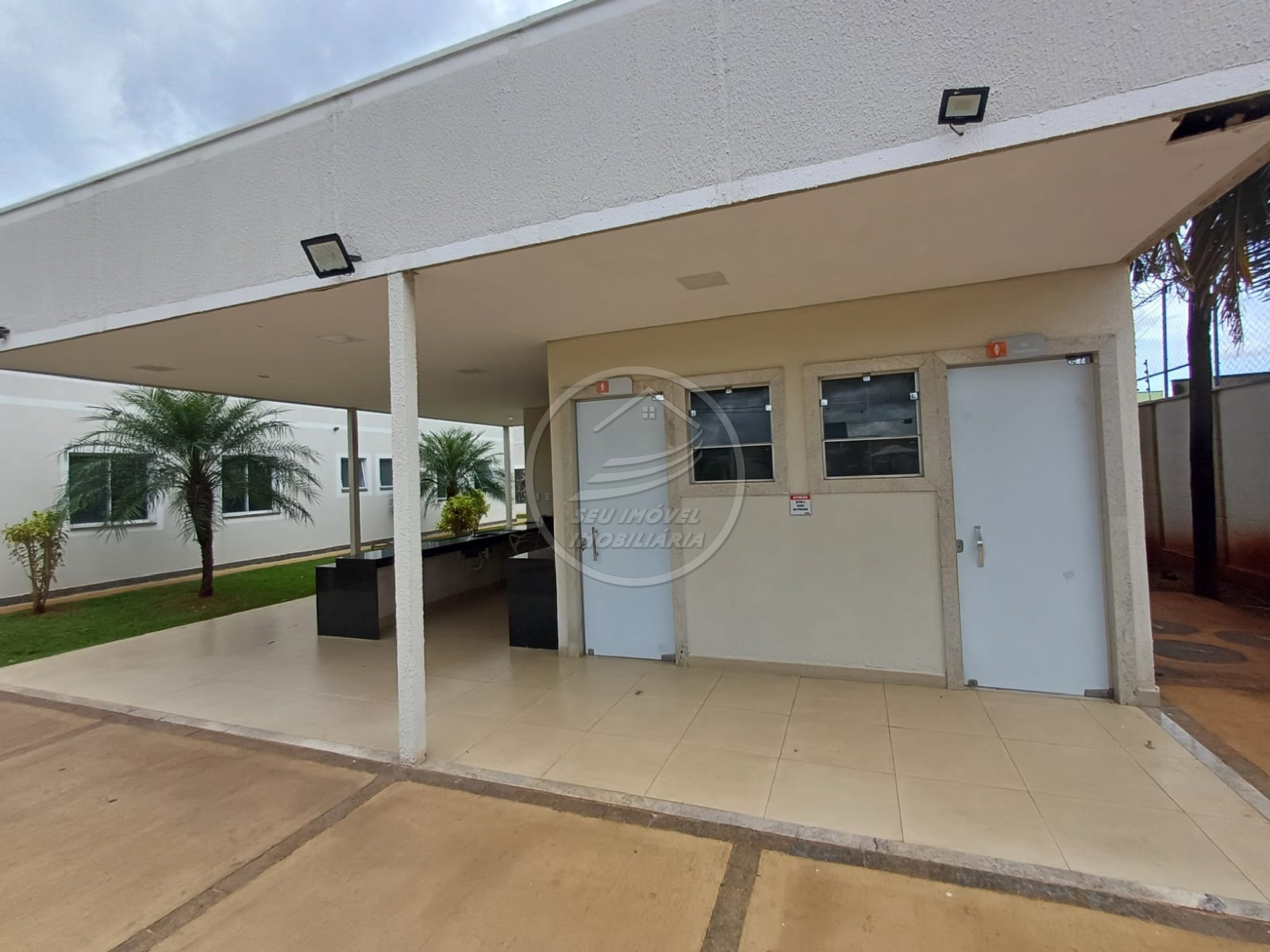 Apartamento à venda em Uberaba/MG, na Região do Boa Vista, 2 quartos, 1 vaga de garagem, R$ 170 mil.