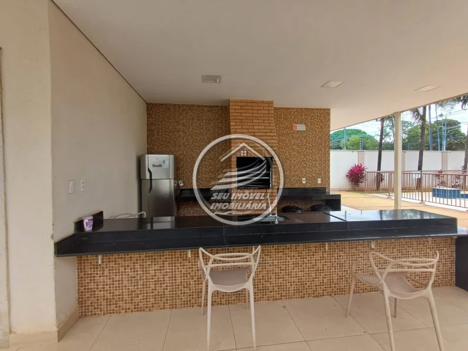 Apartamento à venda em Uberaba/MG, na Região do Boa Vista, 2 quartos, 1 vaga de garagem, R$ 170 mil.