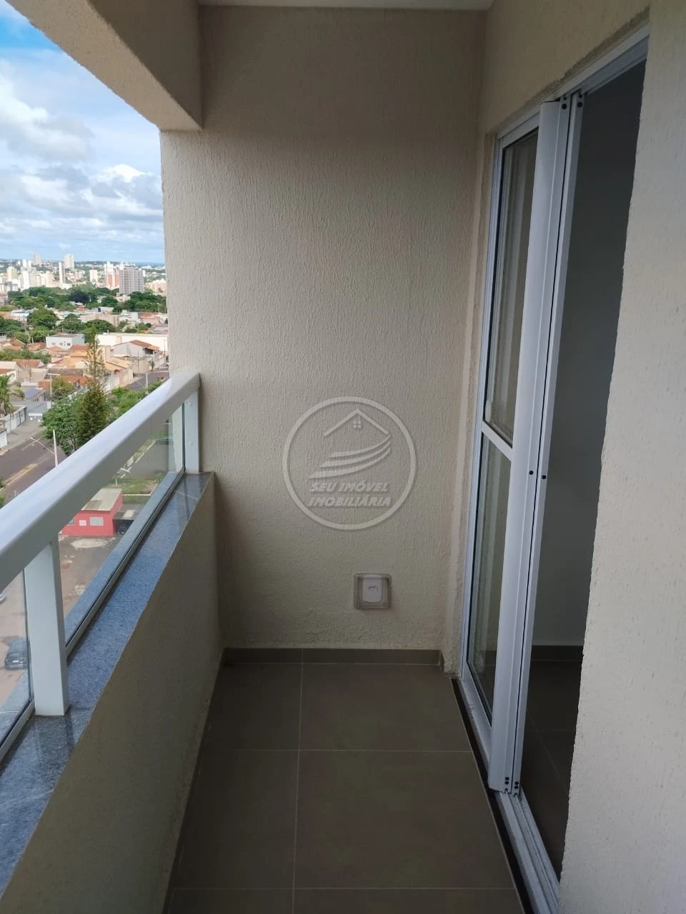 Imagens do imóveis Apartamento com 2 Quartos/ Suíte e Varanda no Bairro Estados Unidos Próximo ao Piscinão, R$ 320Mil