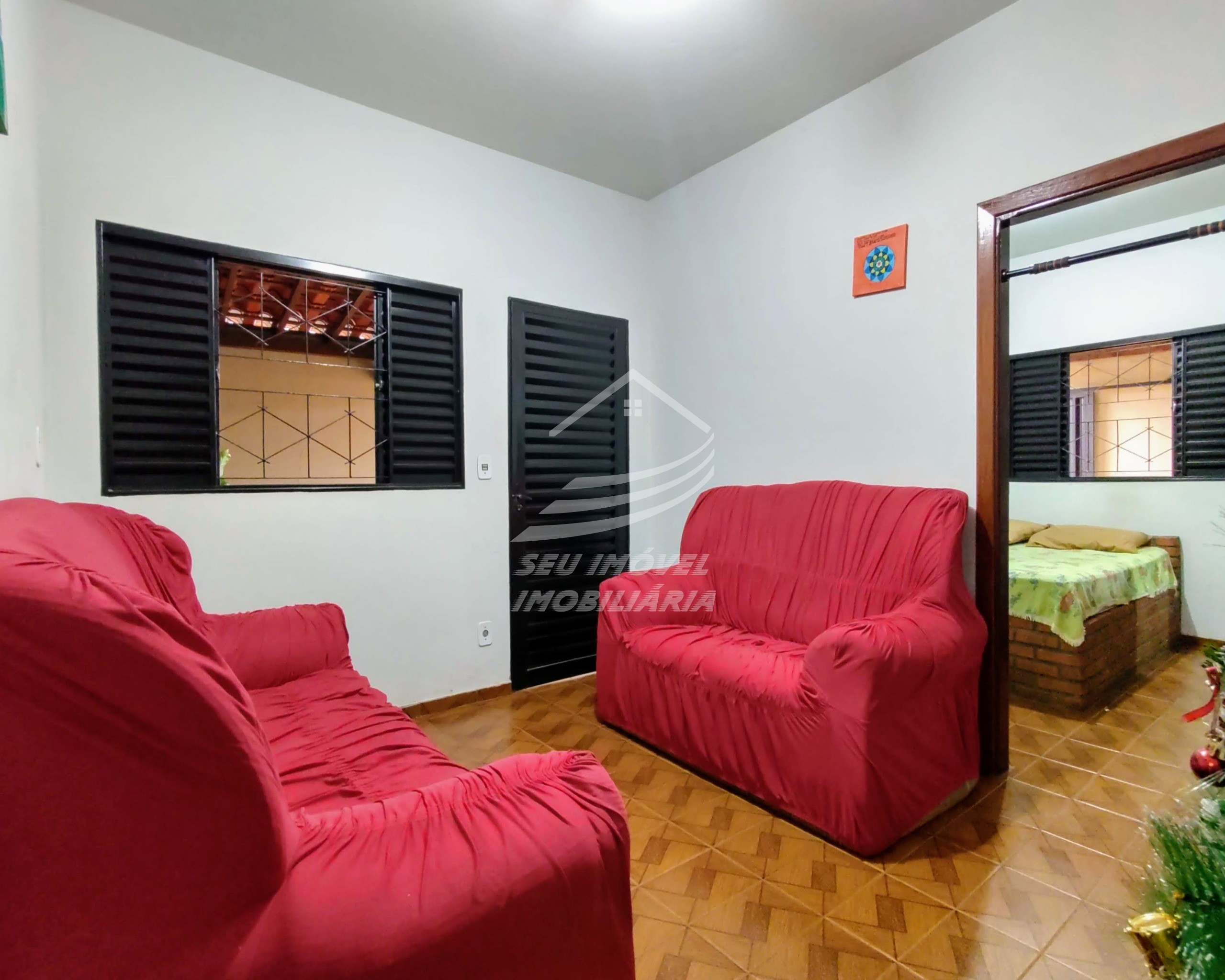 Casa a Venda em Uberaba | Gameleira | 4 Quartos | 2 Suítes | 4 Vagas de Garagem | R$ 340 mil