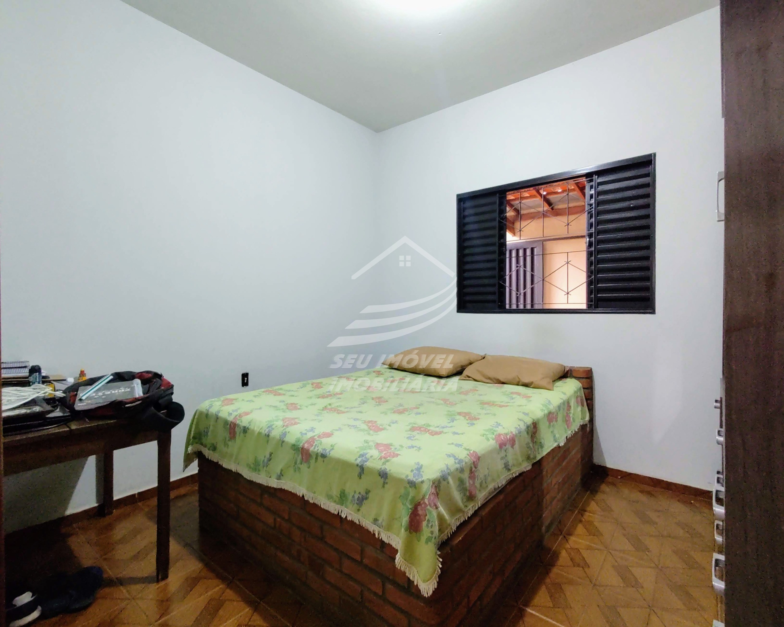 Casa a Venda em Uberaba | Gameleira | 4 Quartos | 2 Suítes | 4 Vagas de Garagem | R$ 340 mil