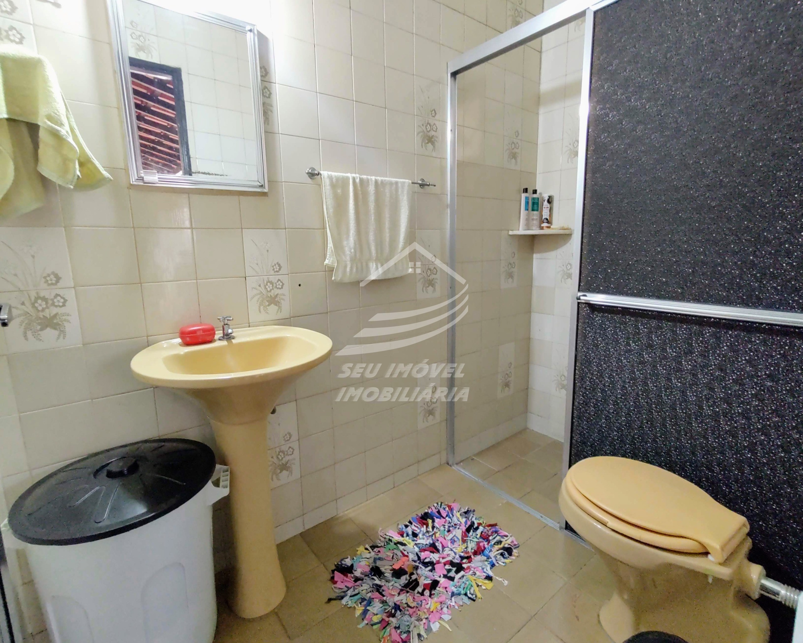 Casa a Venda em Uberaba | Gameleira | 4 Quartos | 2 Suítes | 4 Vagas de Garagem | R$ 340 mil