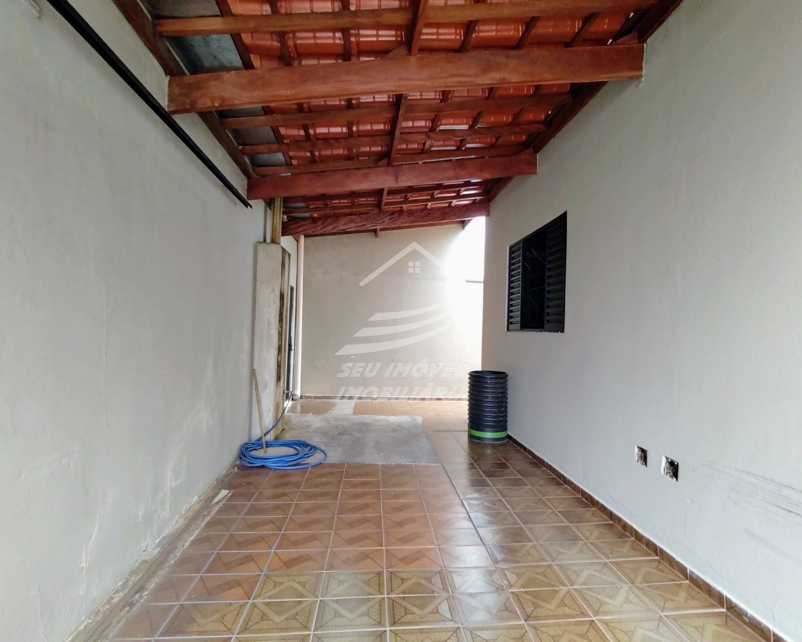 Casa a Venda em Uberaba | Gameleira | 4 Quartos | 2 Suítes | 4 Vagas de Garagem | R$ 340 mil