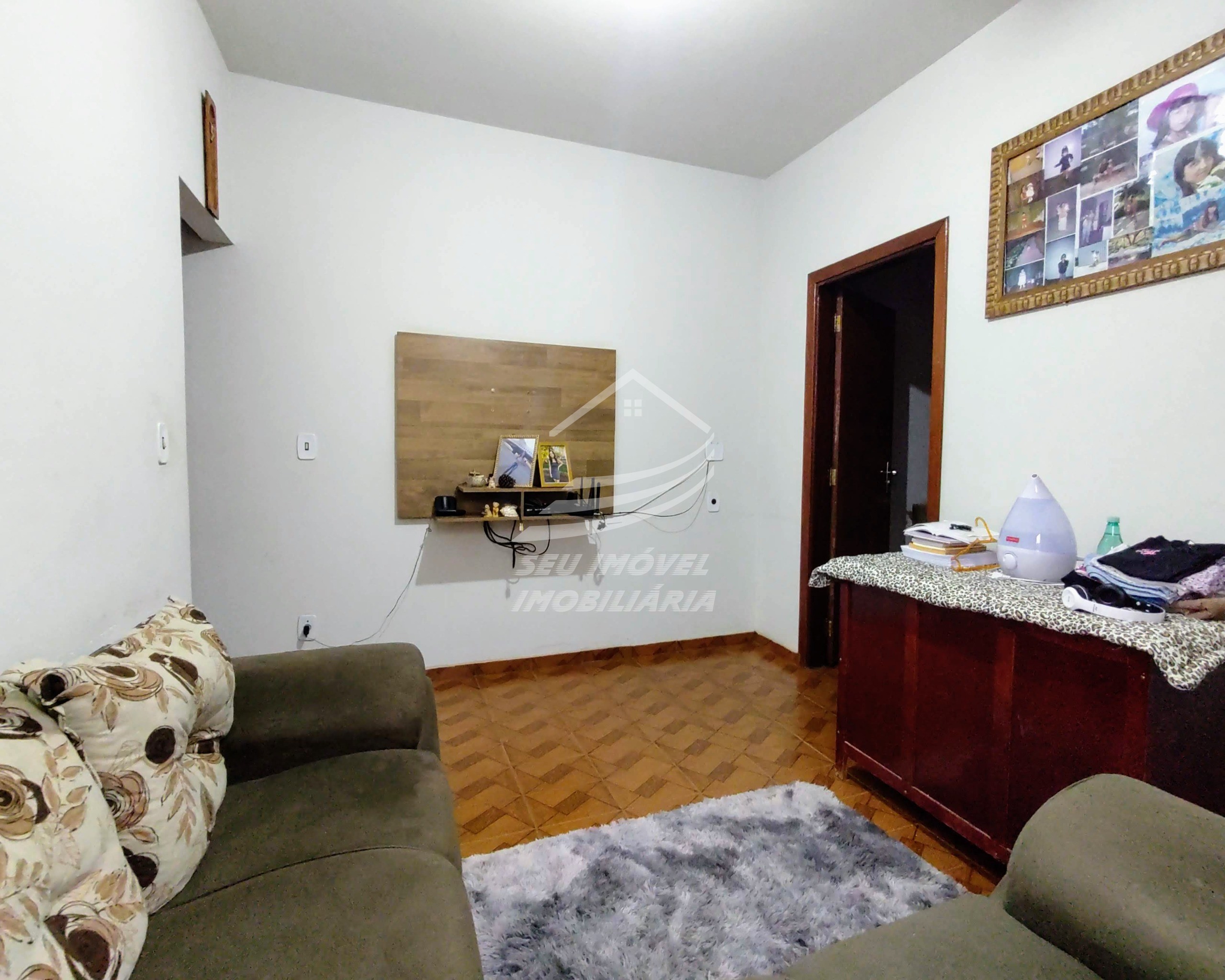 Casa a Venda em Uberaba | Gameleira | 4 Quartos | 2 Suítes | 4 Vagas de Garagem | R$ 340 mil