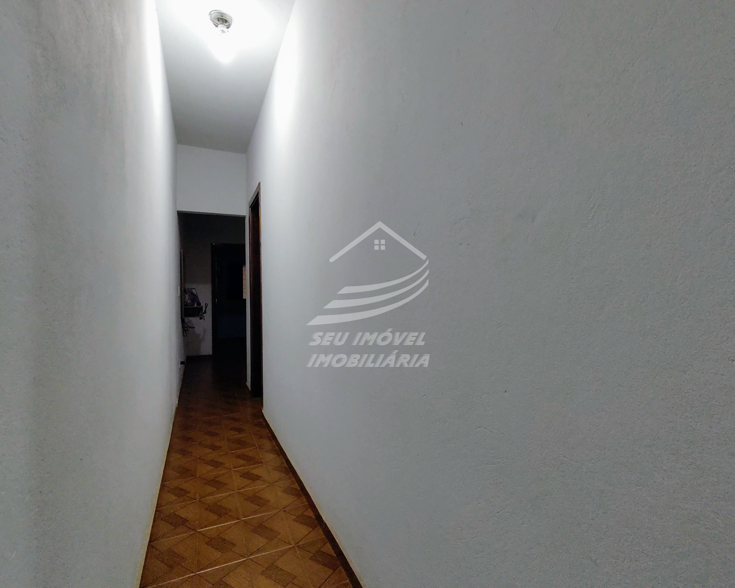 Casa a Venda em Uberaba | Gameleira | 4 Quartos | 2 Suítes | 4 Vagas de Garagem | R$ 340 mil