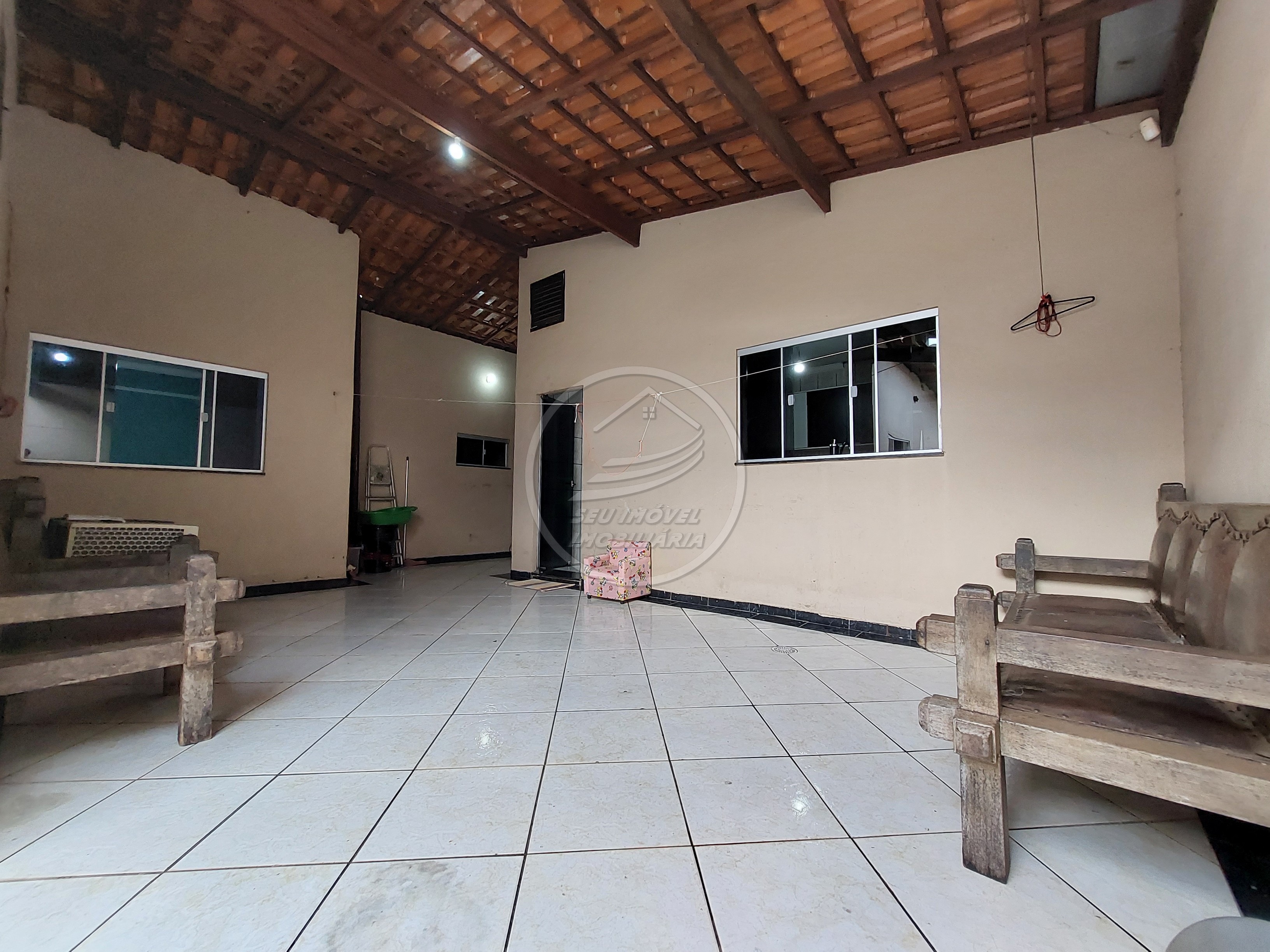 Casa a venda em Uberaba | Cidade Ozanan | 3 Quartos | 1 Suíte | 4 Vagas | R$ 350 mil
