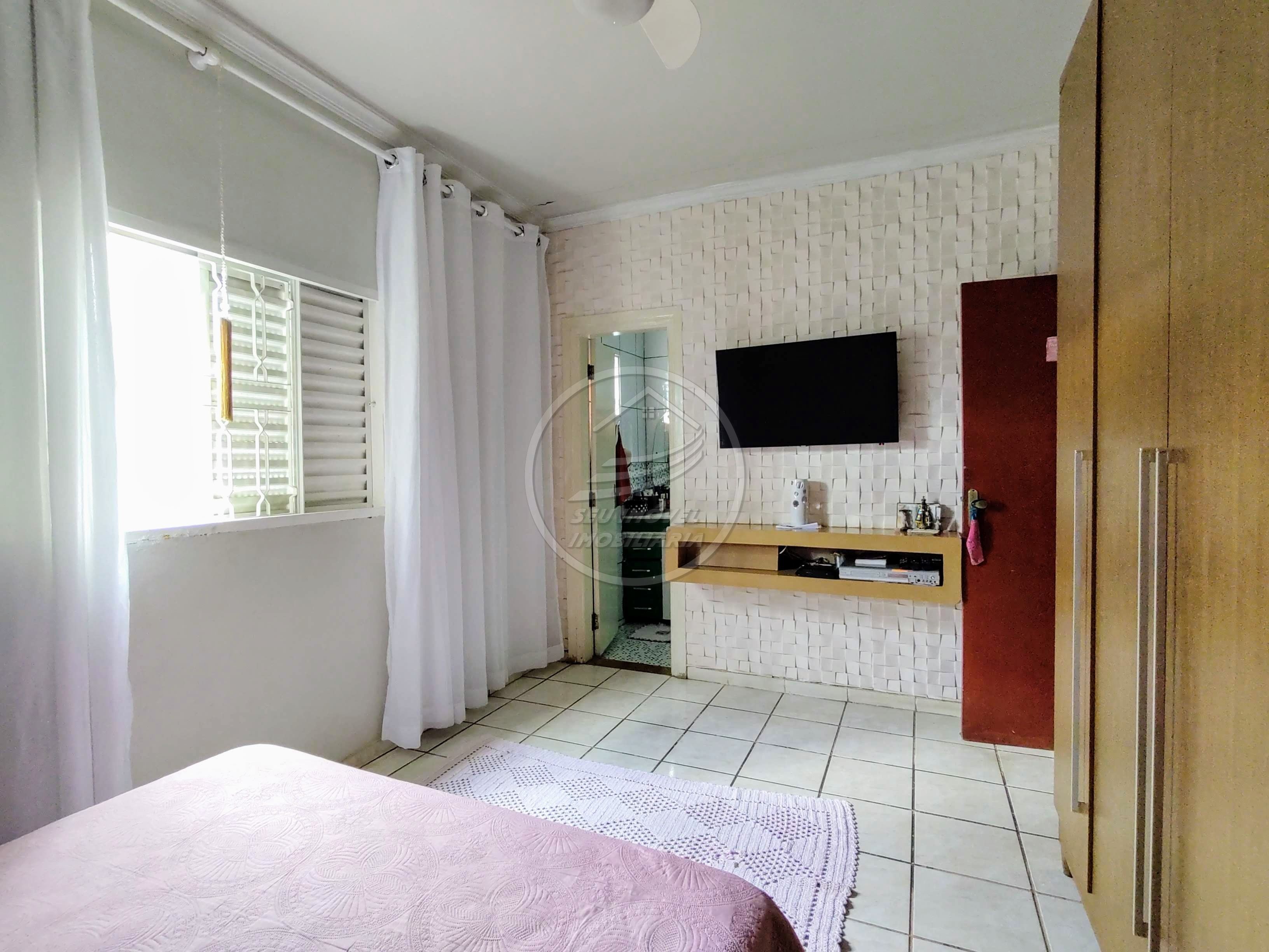 Casa a venda em Uberaba | Oneida Mendes | 3 Quartos | 1 Suíte | 5 Vagas | R$ 400 mil