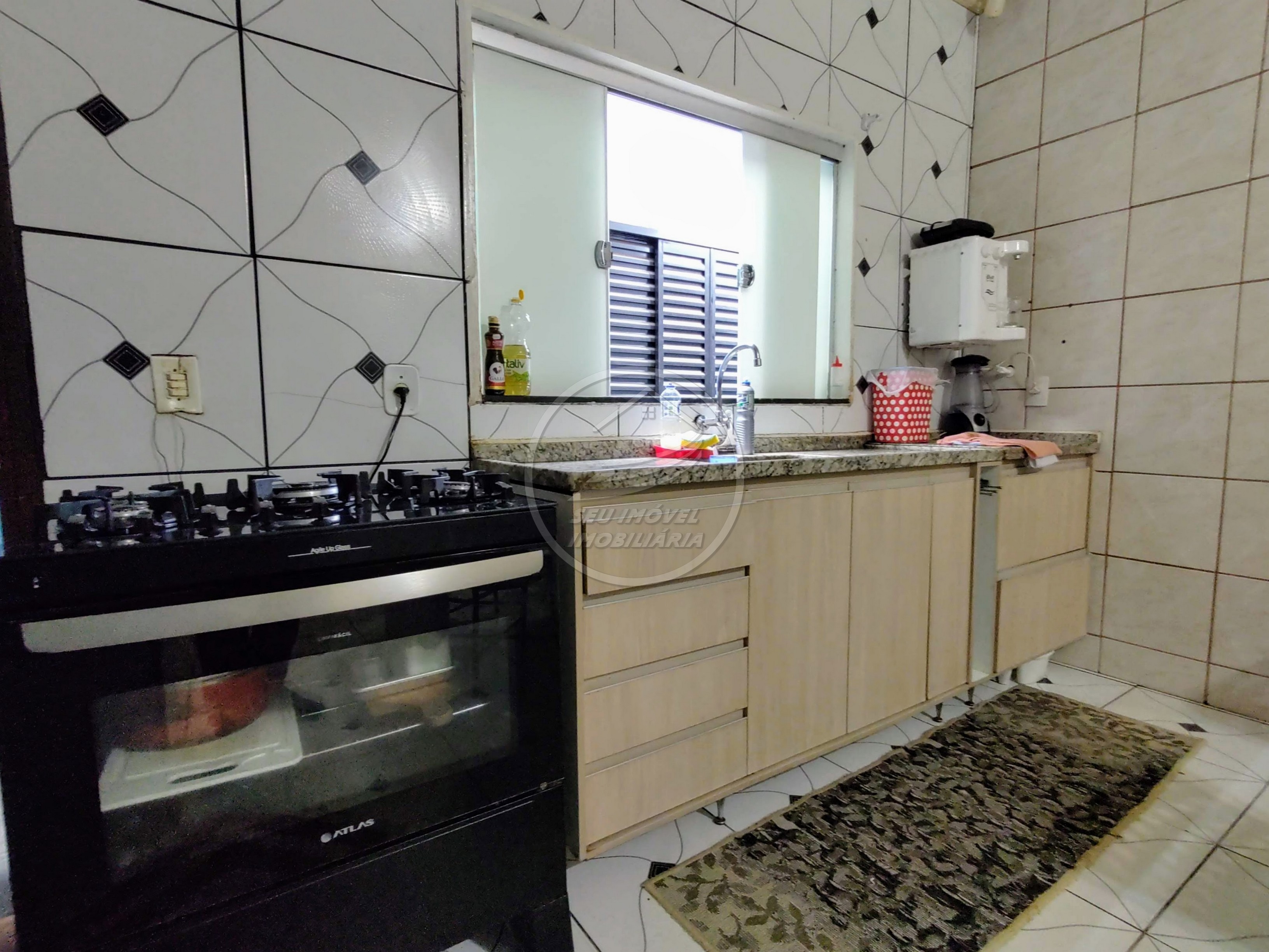 Casa a venda em Uberaba | Oneida Mendes | 3 Quartos | 1 Suíte | 5 Vagas | R$ 400 mil