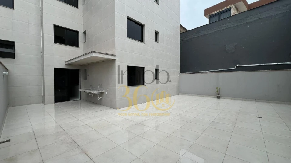 ÁREA PRIVATIVA Á VENDA - BAIRRO TIROL