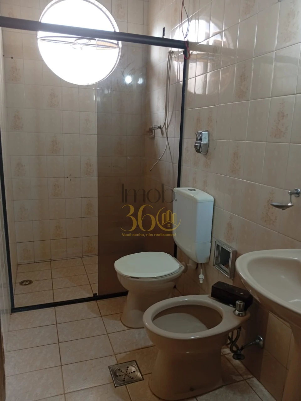 Imagens do imóveis CASA Á VENDA - MILIONARIOS