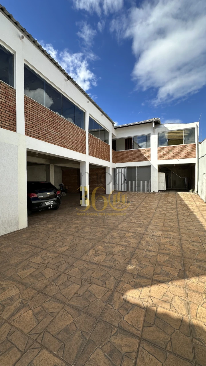 Casa, 4 quartos, 360 m² - Foto 2