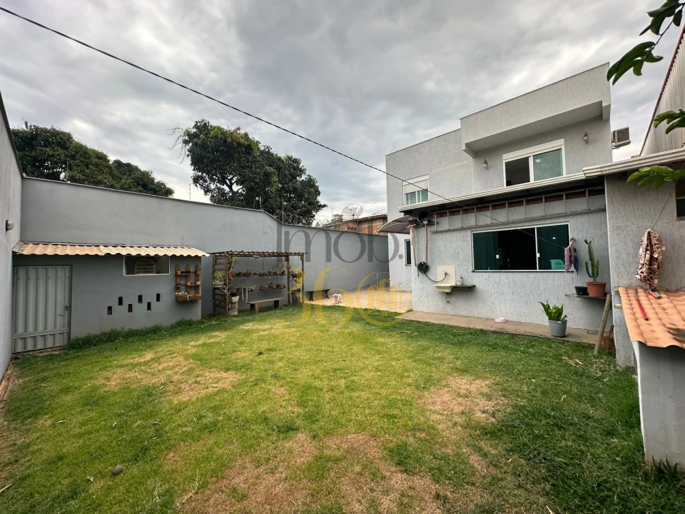 Imagens do imóveis CASA Á VENDA -  OLARIA