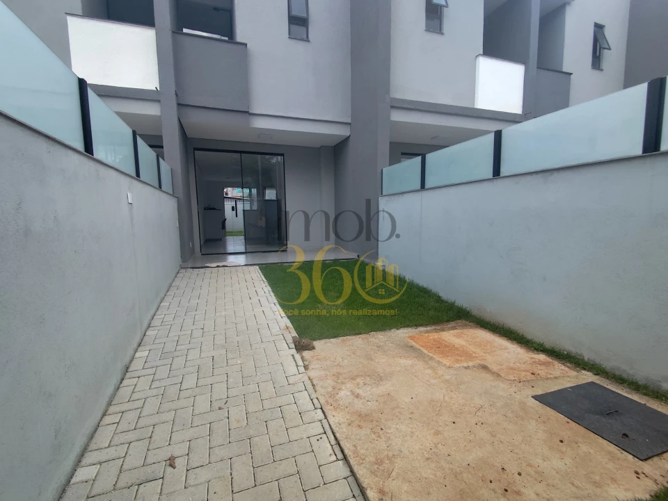 Imagens do imóveis Casa Geminada Duplex com 02 Suítes