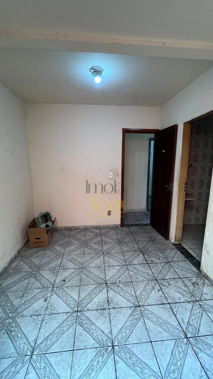 Casa, 4 quartos, 248 m² - Foto 2