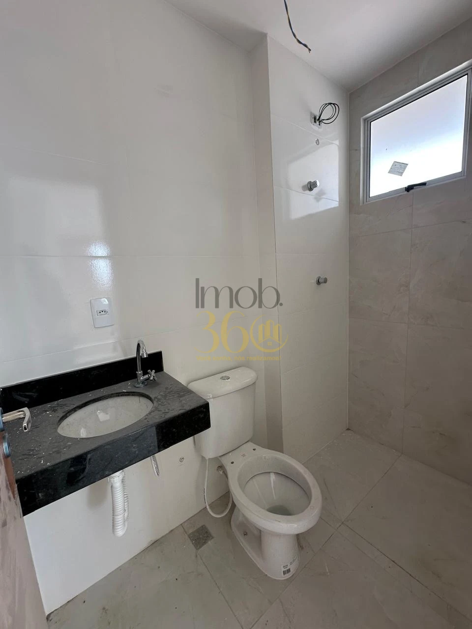 Imagens do imóveis COBERTURA 3 QUARTOS com suíte no Milionários