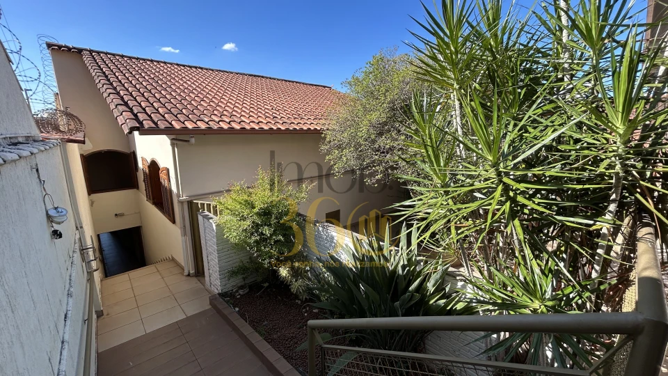 EXCELENTE CASA NO BARREIRO