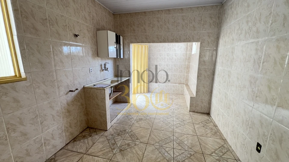 Casa, 2 quartos, 220 m² - Foto 1