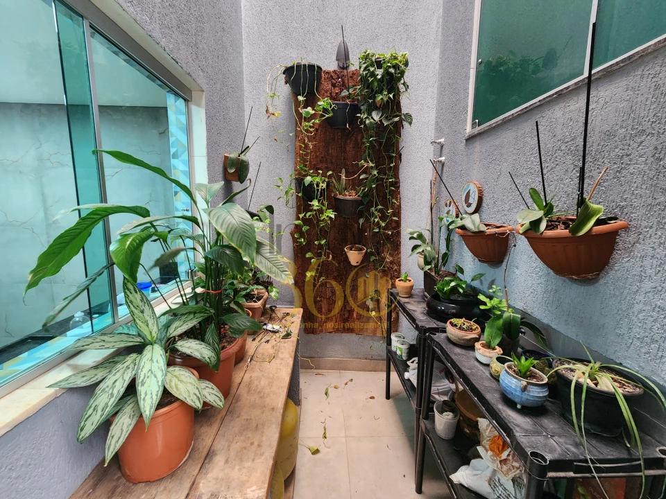 CASA Á VENDA TEIXEIRA DIAS (BARREIRO)