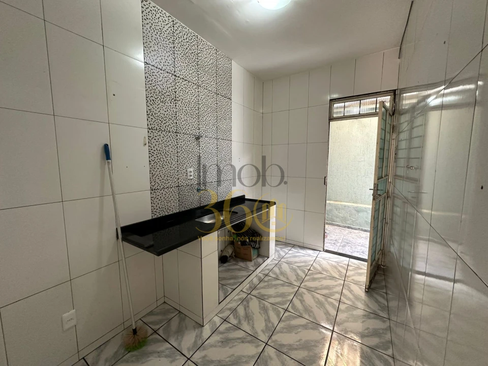 Imagens do imóveis CASA LINEAR Á VENDA