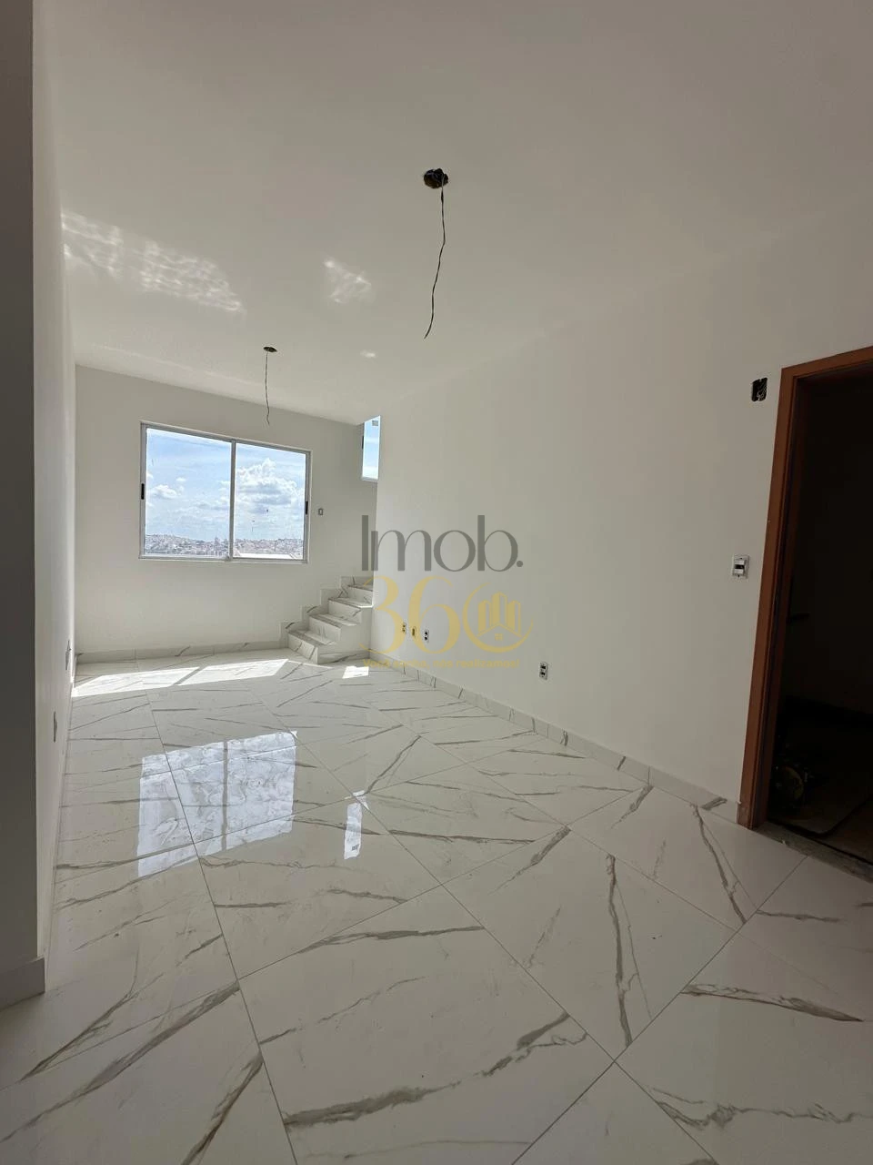 Imagens do imóveis COBERTURA 3 QUARTOS com suíte no Milionários