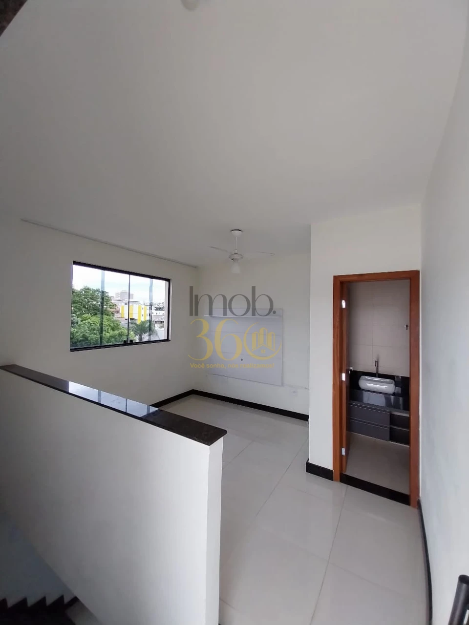 COBERTURA APARTAMENTO - BARREIRO