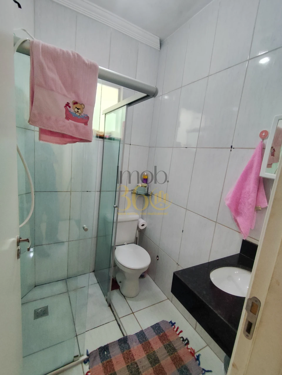 Imagens do imóveis Casa Geminada Duplex no Bosque de Ibirité com entrada individual.