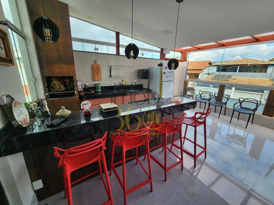 CASA Á VENDA TEIXEIRA DIAS (BARREIRO)