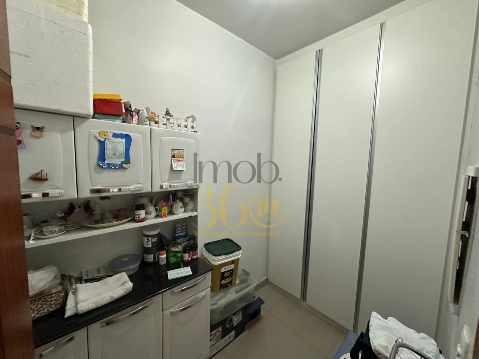 Imagens do imóveis CASA Á VENDA -  OLARIA