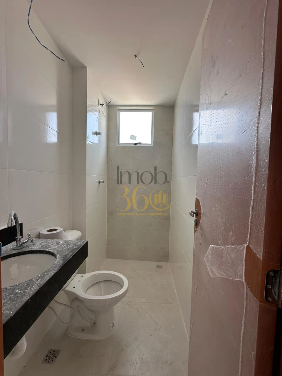 Imagens do imóveis COBERTURA 3 QUARTOS com suíte no Milionários