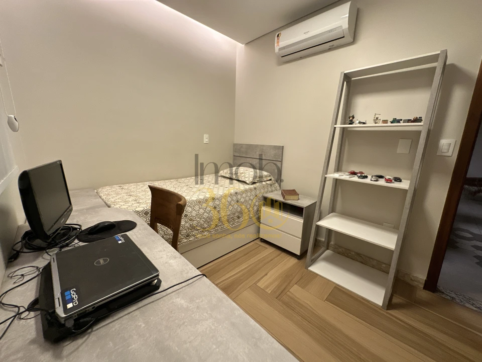 CASA Á VENDA TIROL (BARREIRO)