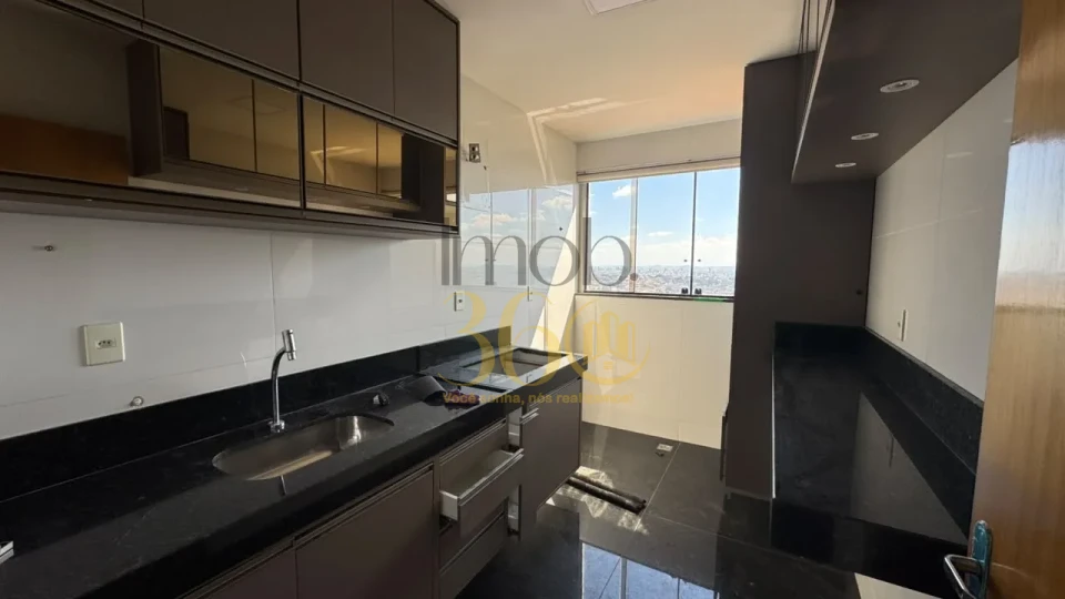 COBERTURA Á VENDA - BARREIRO