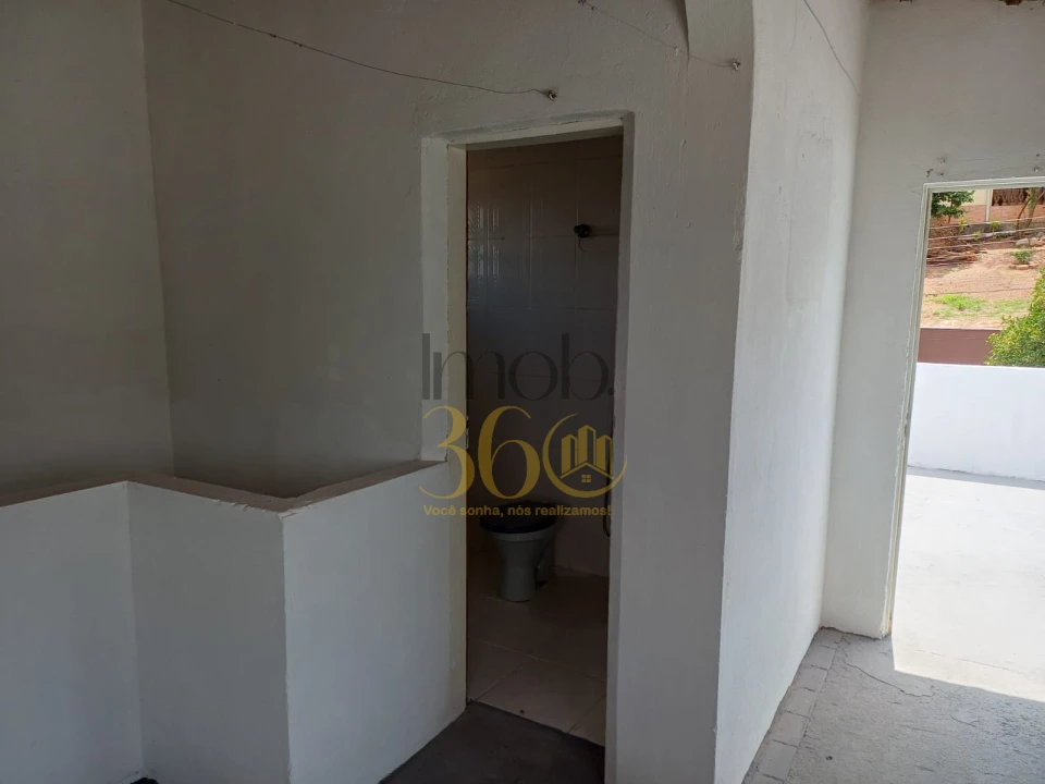 Imagens do imóveis CASA Á VENDA - OLARIA (DIAMANTE)