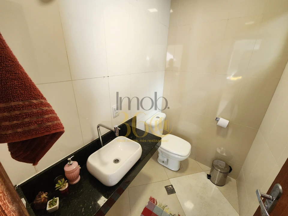 CASA Á VENDA TEIXEIRA DIAS (BARREIRO)