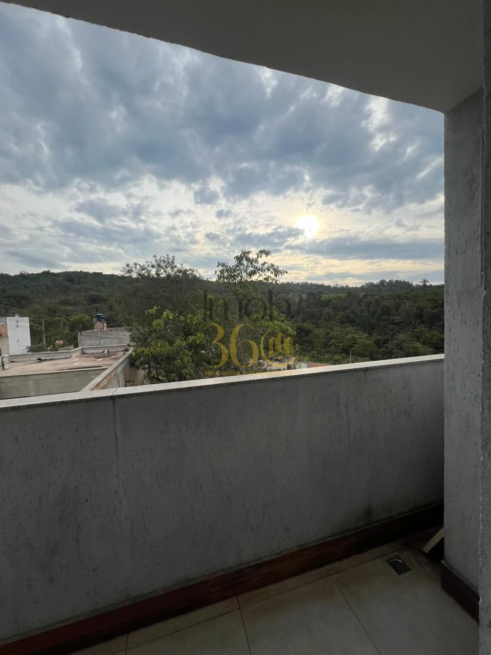 Imagens do imóveis CASA À VENDA - CAMARGOS,  IBIRITÉ