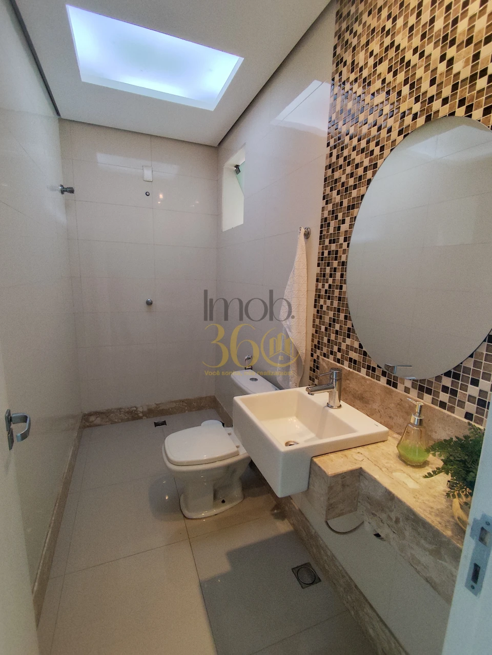 Imagens do imóveis Casa Duplex de alto padrão no Diamante