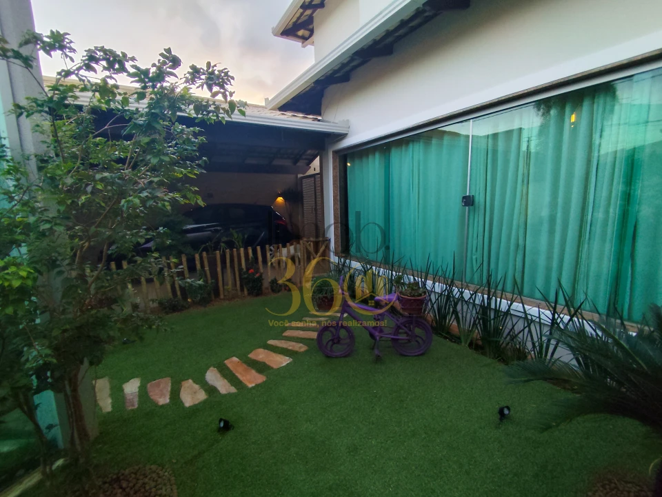 CASA Á VENDA TIROL (BARREIRO)