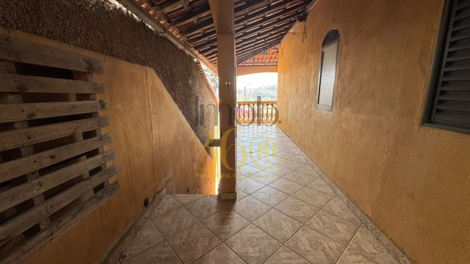 Imagens do imóveis CASA À VENDA - BRASIL  INDUSTRIAL