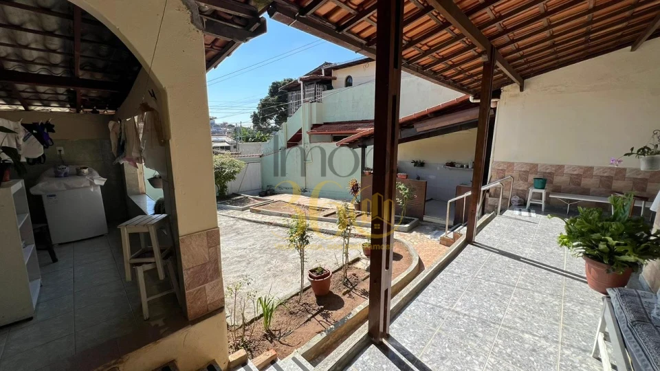 Imagens do imóveis CASA Á VENDA - LÍNDEIA