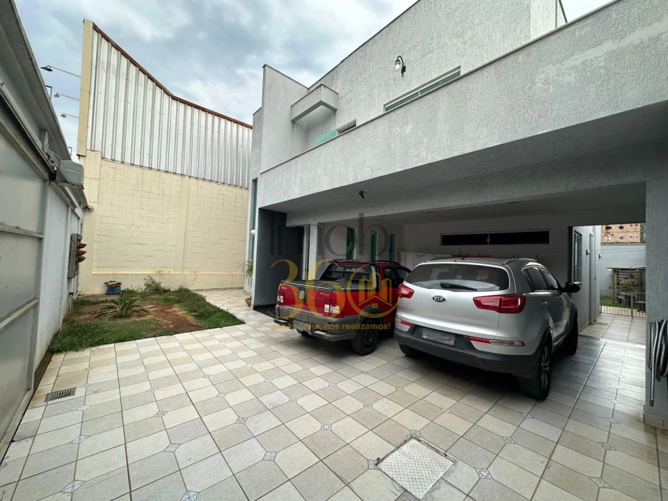 Imagens do imóveis CASA Á VENDA -  OLARIA