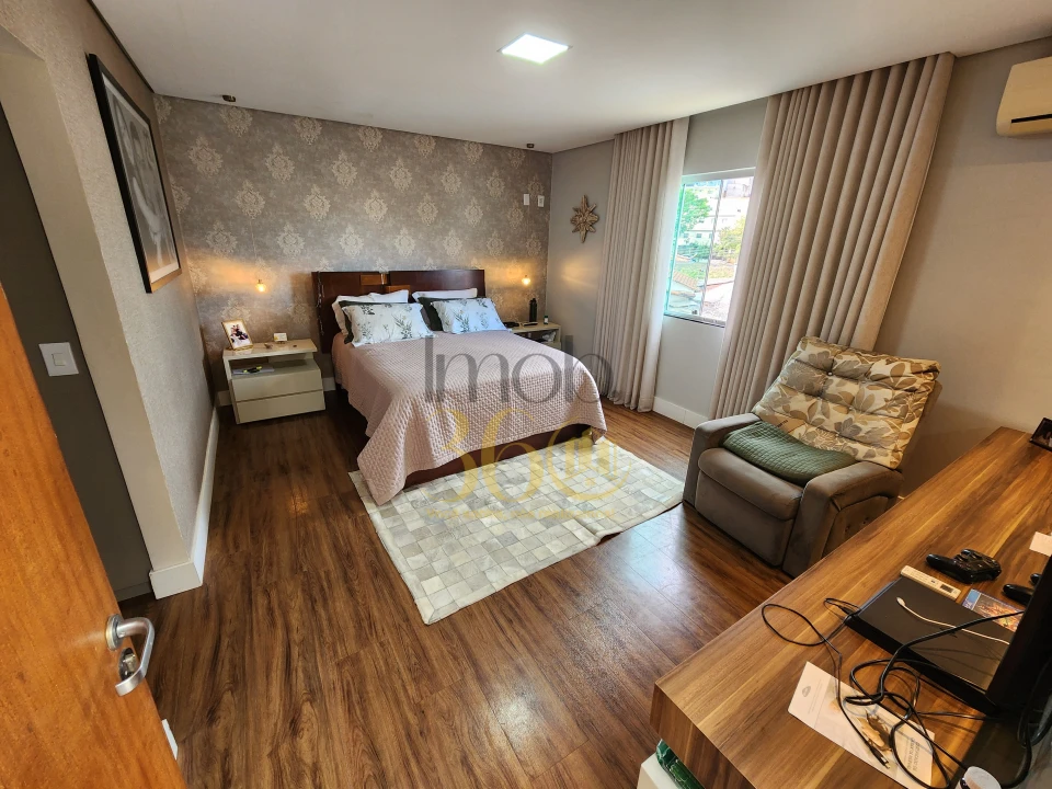 CASA Á VENDA TEIXEIRA DIAS (BARREIRO)