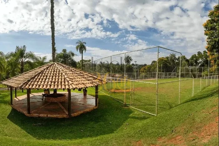 Imagens do imóveis Lotes em Condomínio Fechado