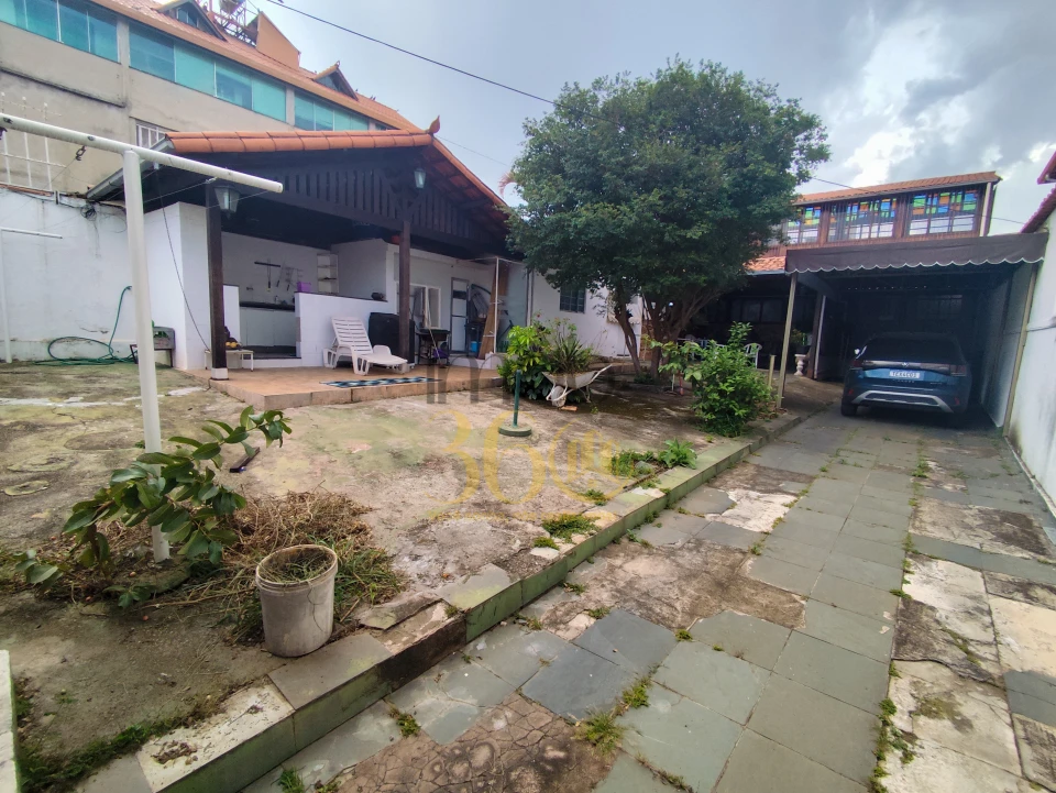 CASA Á VENDA MIRAMAR (BARREIRO)