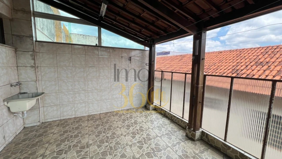 Imagens do imóveis CASA GEMINADA MILIONÁRIOS
