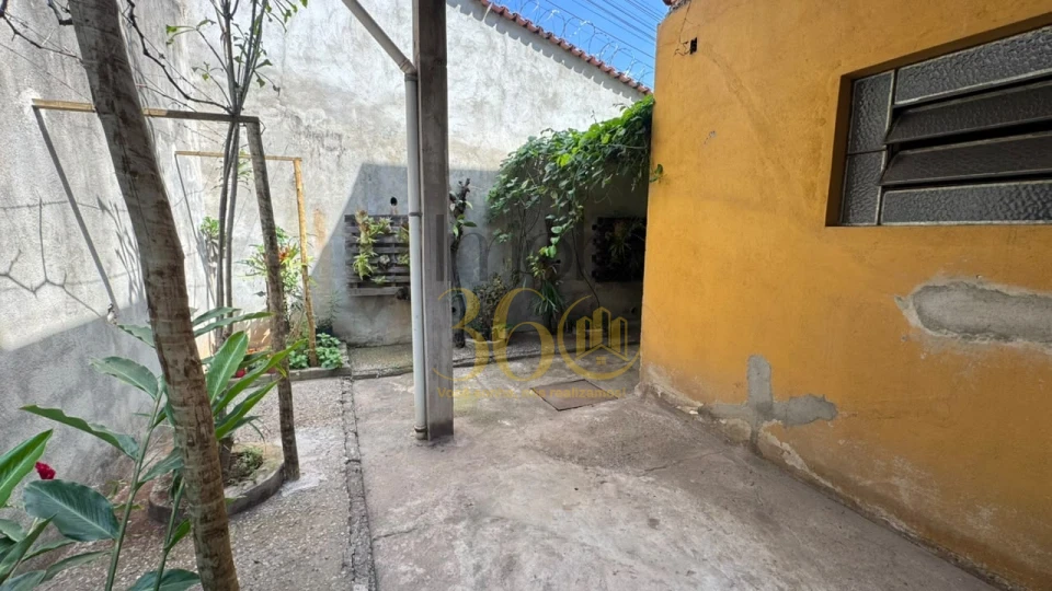 Imagens do imóveis CASA À VENDA - BRASIL  INDUSTRIAL