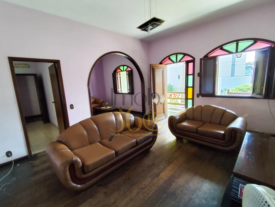 Casa, 3 quartos, 348 m² - Foto 1